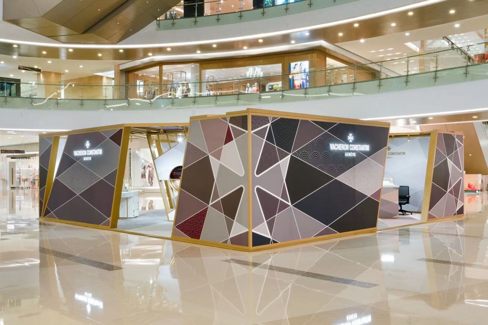 江诗丹顿“经典自有旋机”主题展
