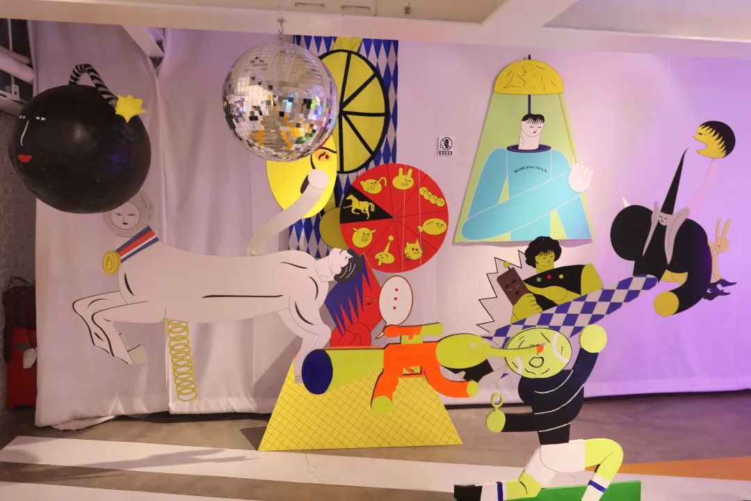 青年艺术联展「沸腾·爬梯儿」