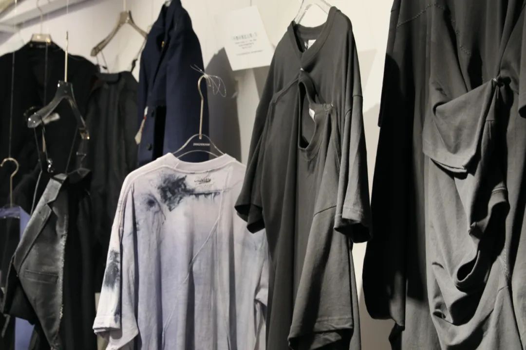 青年艺术联展「沸腾·爬梯儿」