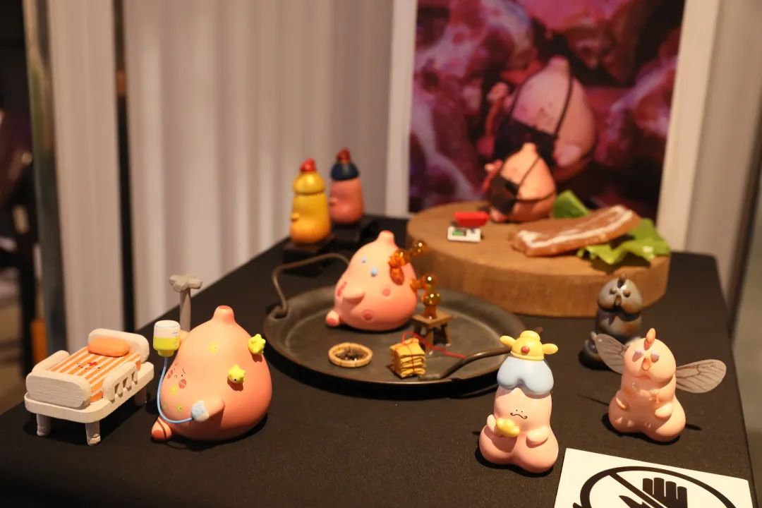 青年艺术联展「沸腾·爬梯儿」