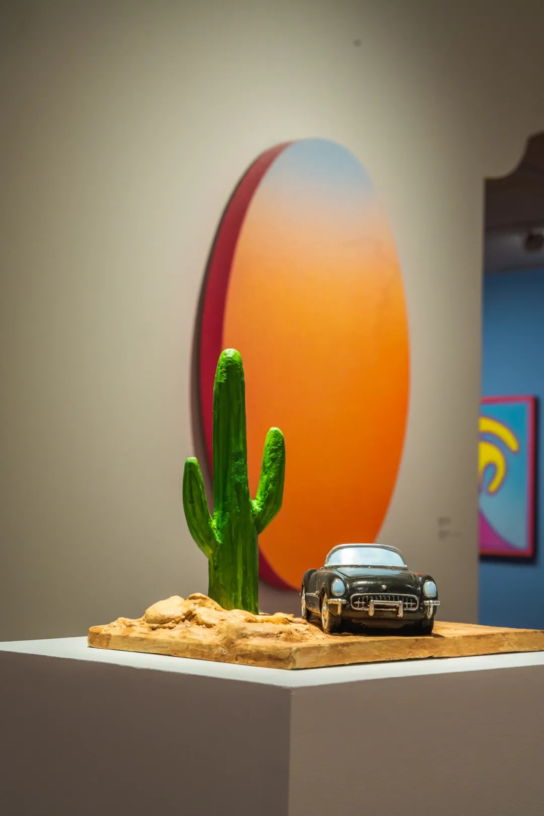 上海艺术家Alex Israel国内首个美术馆级大展