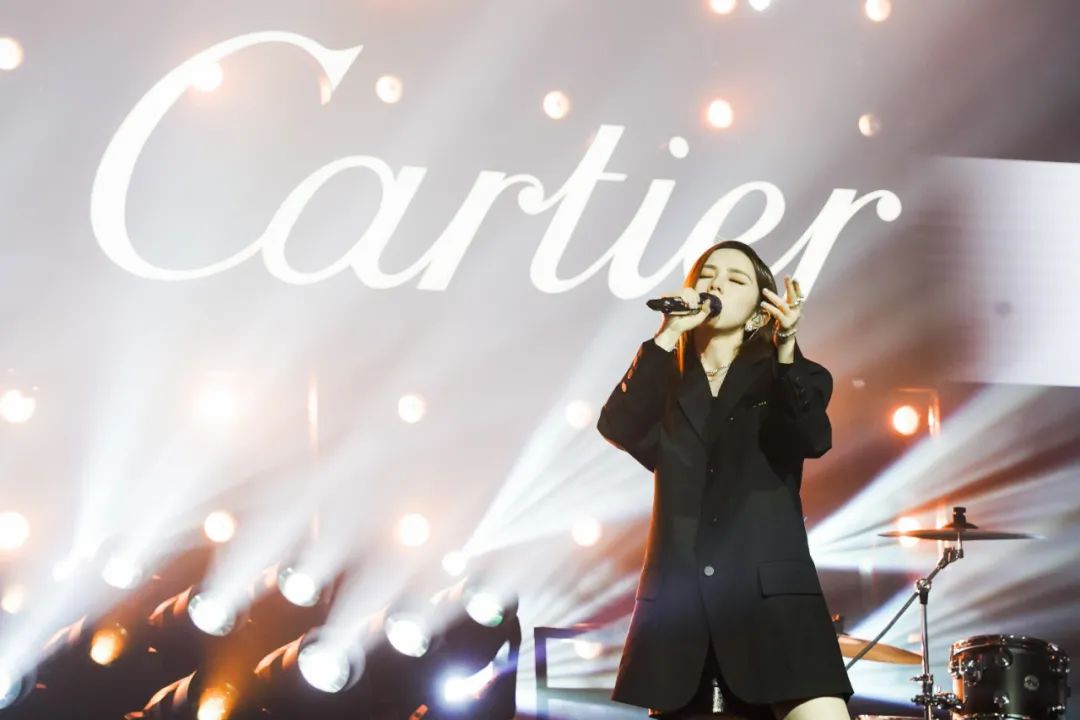 卡地亚CLASH DE CARTIER双面魅力展览