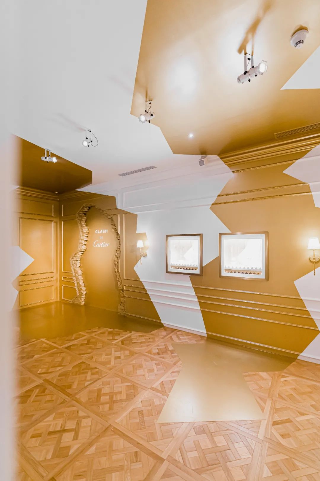 卡地亚CLASH DE CARTIER双面魅力展览