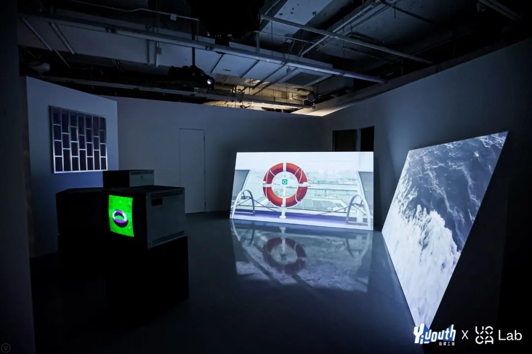 「浪潮与浪潮」跨媒介青年潮流艺术展览