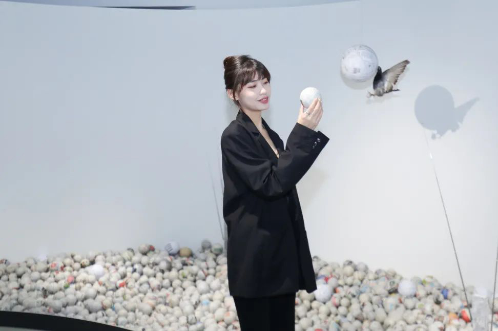 「浪潮与浪潮」跨媒介青年潮流艺术展览
