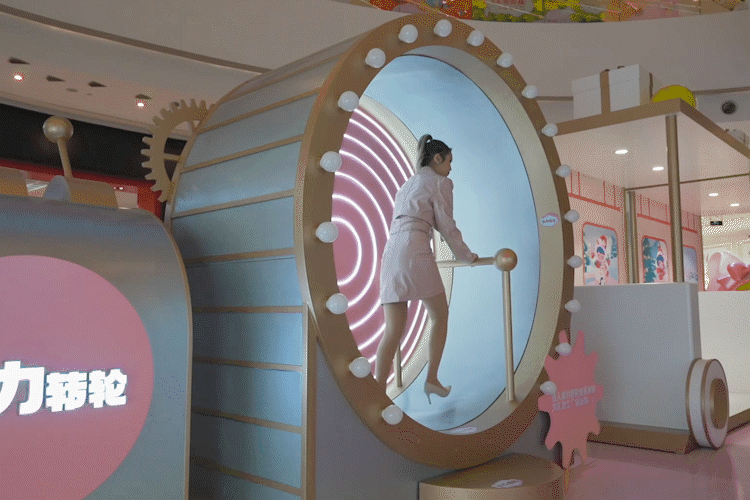 BUNNY“冬日礼物梦工厂”主题首展