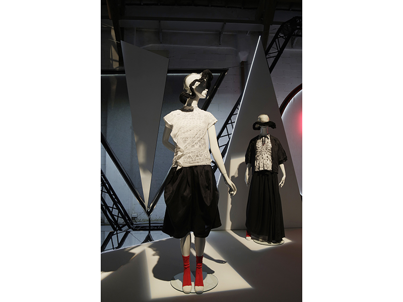 《读衣II 时尚╳艺术跨界展》