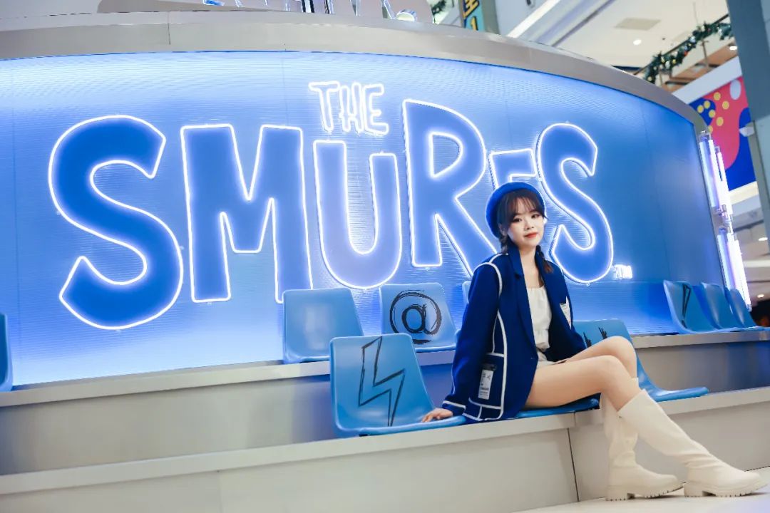 《THE SMURFS蓝精灵蓝色潮流工厂》全国首展