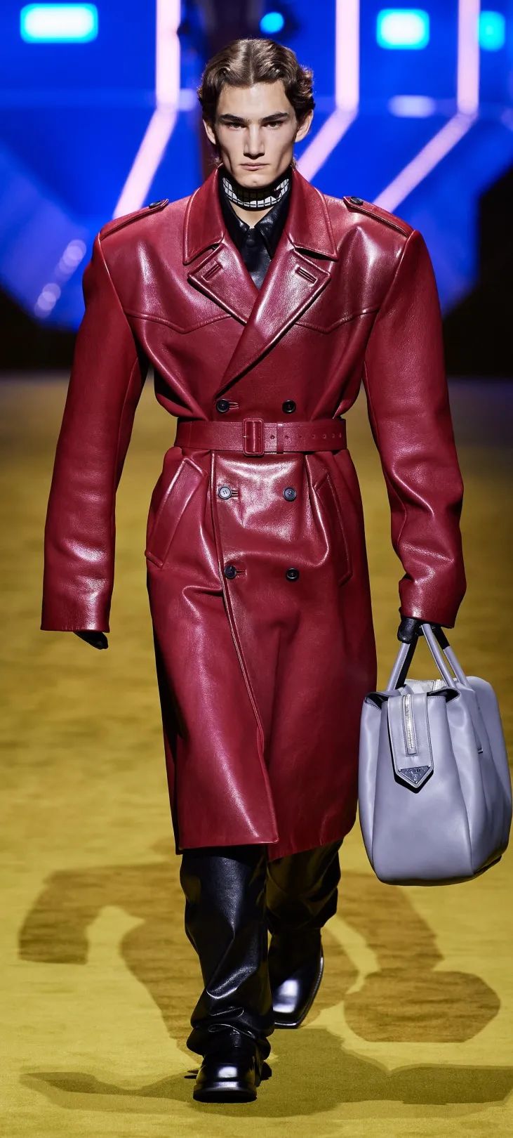 【米兰时装周】Prada 2022 秋冬时装秀