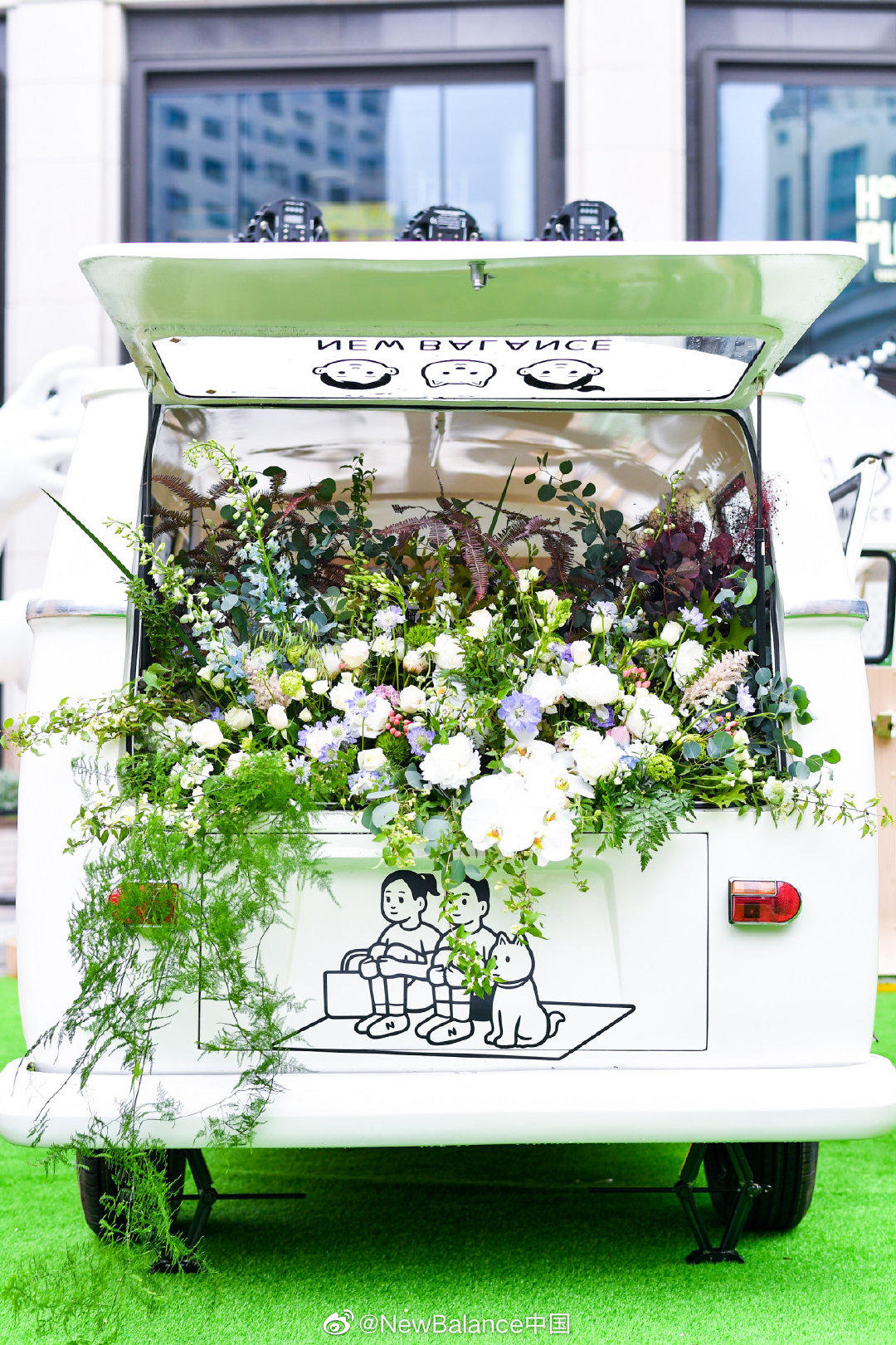 New Balance x Noritake快闪活动策划传递了GREY TO MEET YOU理念 美陈网站 美陈前沿 