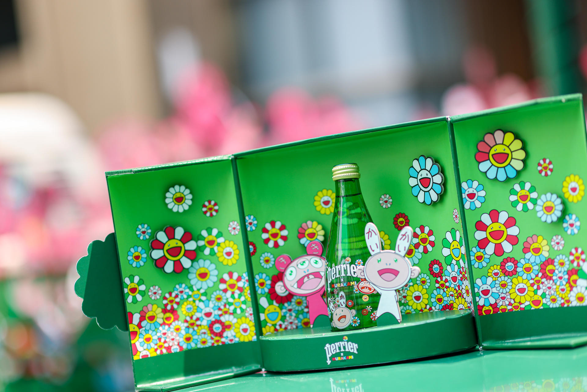 打卡Perrier村上隆灵感限量系列快闪店活动策划，让灵感自然冒泡 美陈网站 美陈前沿 