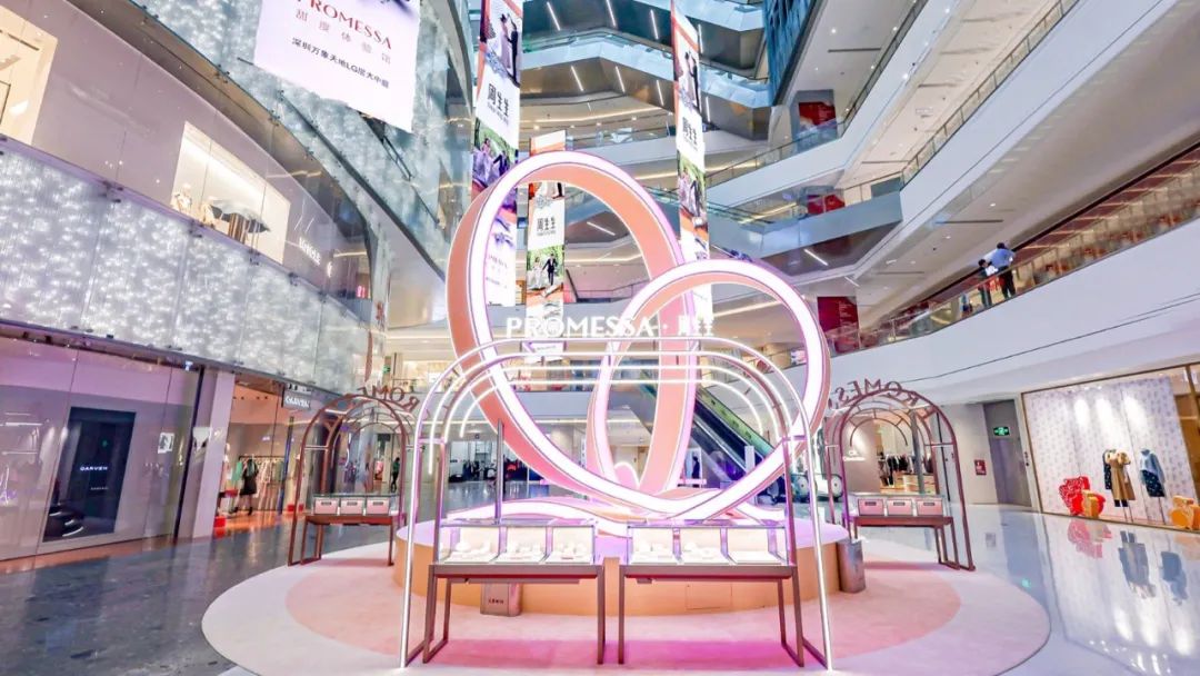 周生生PROMESSA甜度体验快闪活动策划打造巨型同心结装置，超吸睛 美陈网站 美陈前沿 