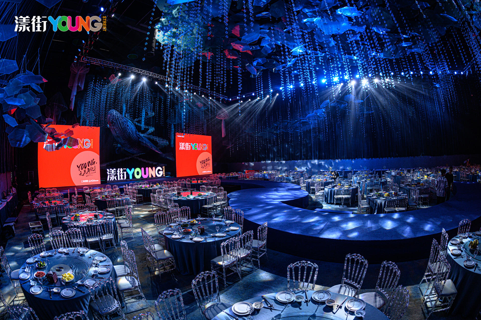 “YOUNG 无关年纪”漾街品牌发布会活动策划现场太嗨了！ 美陈网站 美陈前沿 