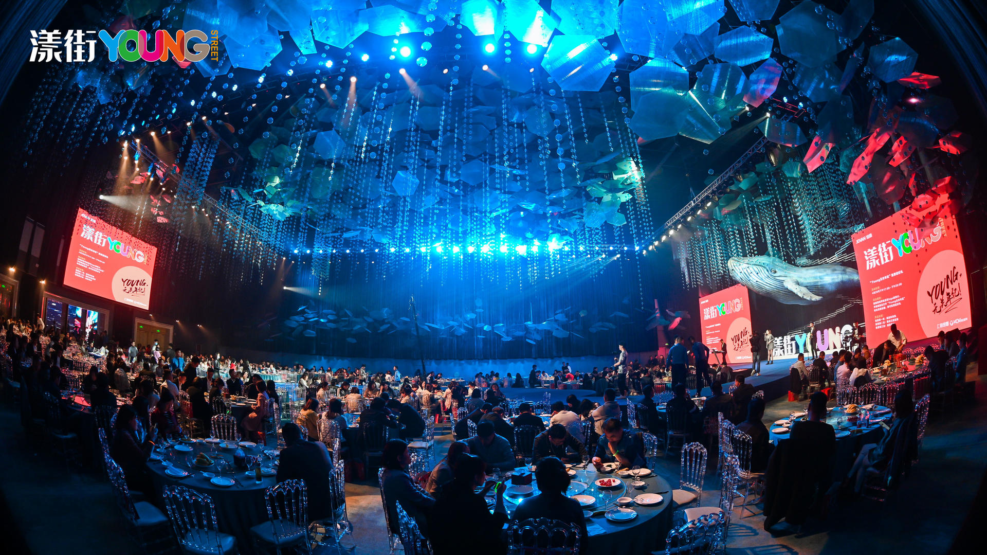“YOUNG 无关年纪”漾街品牌发布会活动策划现场太嗨了！ 美陈网站 美陈前沿 