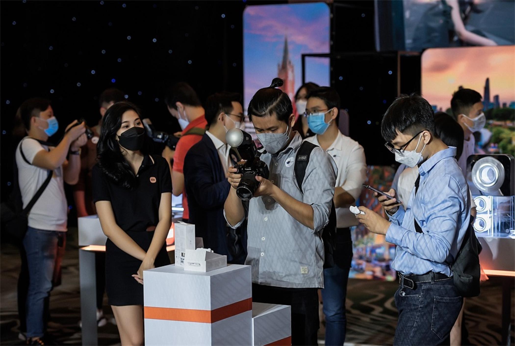 小米12发布会“Ultra之夜”活动策划最后的体验环节和新品展示最令人兴奋 美陈网站 美陈前沿 