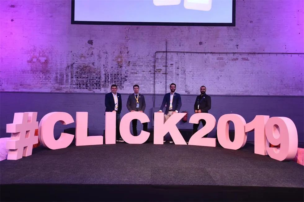 短期住宿峰会活动策划了内容丰富的座谈会，其舞美设计酷炫得不要不要的 美陈网站 美陈前沿 