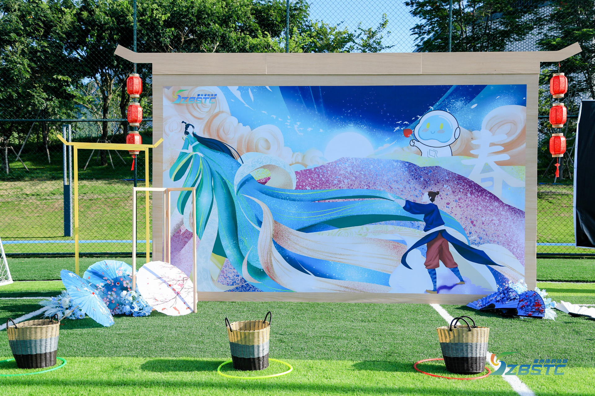 「守一生时光 寻四季花开」主题青春汇活动策划仿佛户外婚礼现场 美陈网站 美陈前沿 