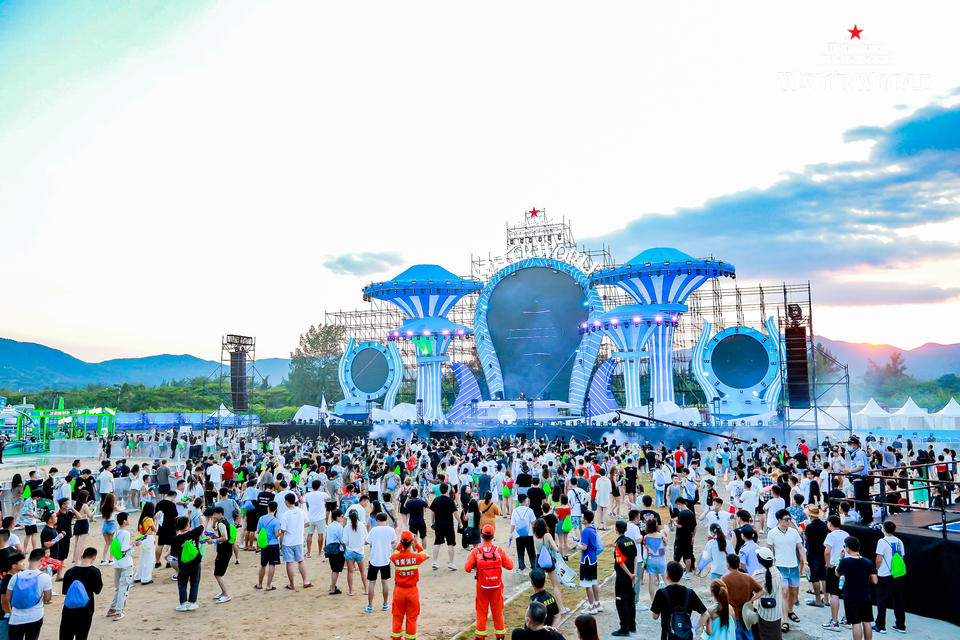 喜力星电音WaterWorld泼水电音节活动策划嗨翻整个夏日 美陈网站 美陈前沿 