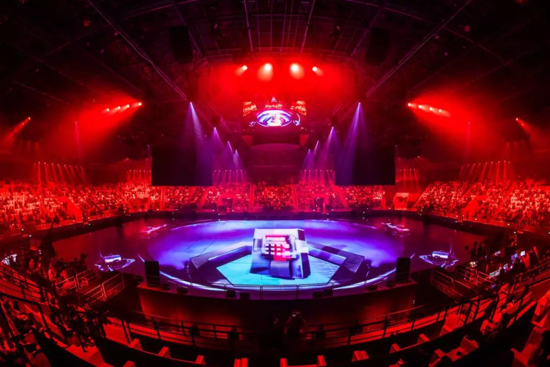 CFS打造了一场“零距离”的试听盛宴活动，裸眼3D投影秀惊险刺激 美陈网站 美陈前沿 