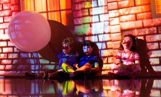 交互式灯光秀展览活动，一场带你穿越虚拟世界的展览活动 美陈网站 美陈前沿 