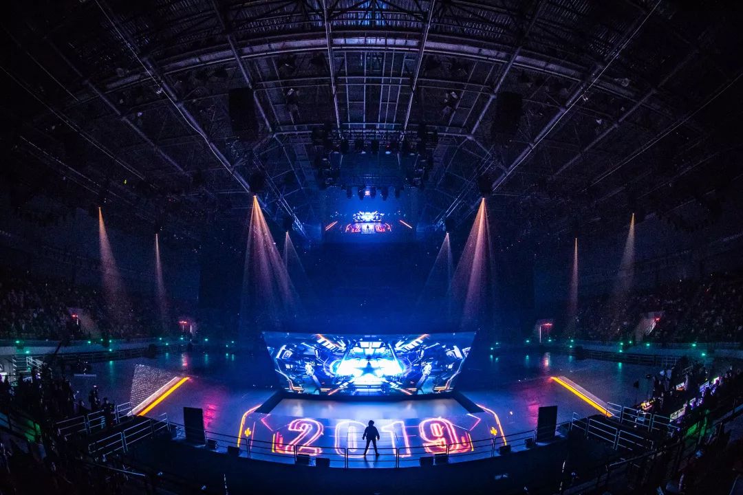 CFS打造了一场“零距离”的试听盛宴活动，裸眼3D投影秀惊险刺激 美陈网站 美陈前沿 