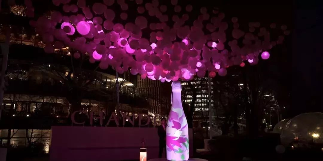 如此观赏性极强的气泡樱花展览活动，不走步一波太对不住它的美 美陈网站 美陈前沿 