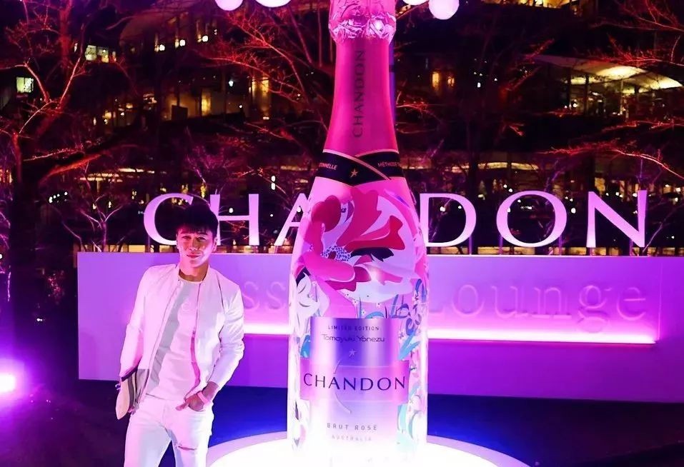 如此观赏性极强的气泡樱花展览活动，不走步一波太对不住它的美 美陈网站 美陈前沿 