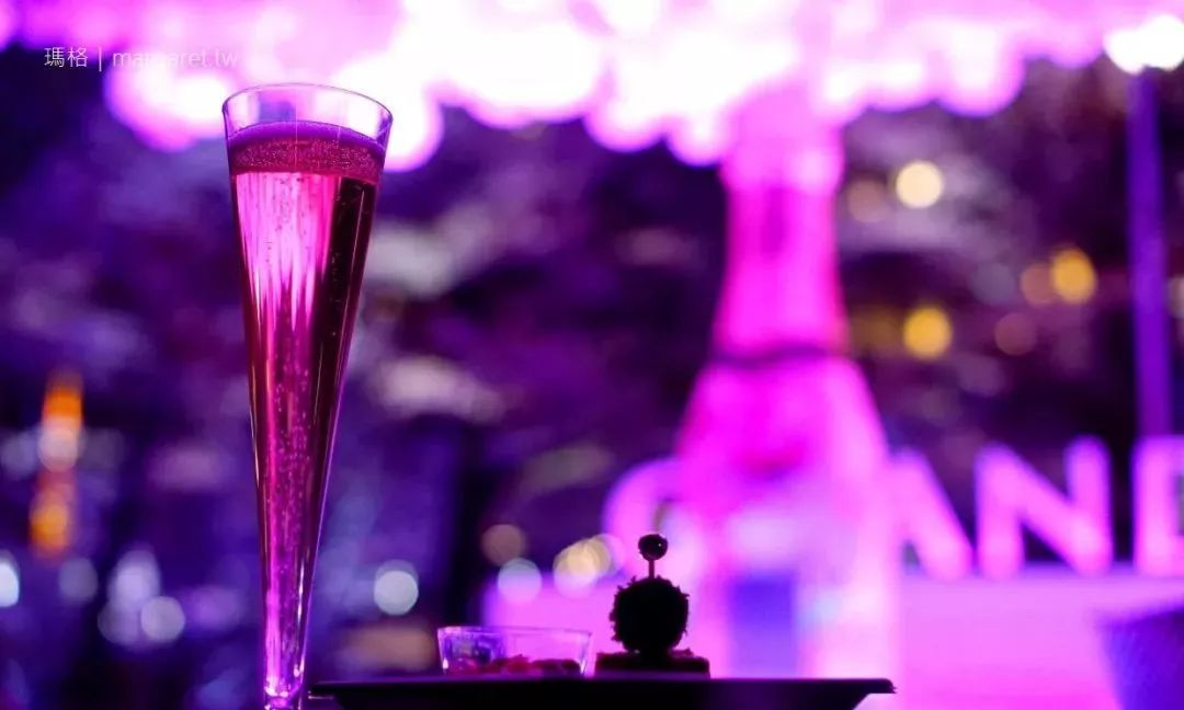 如此观赏性极强的气泡樱花展览活动，不走步一波太对不住它的美 美陈网站 美陈前沿 