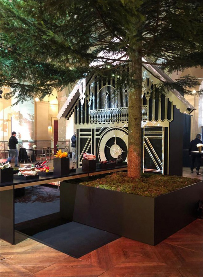 烹饪界的奥斯卡颁奖典礼活动现场策划的市集广场装置，布谷鸟钟很震撼 美陈网站 美陈前沿 