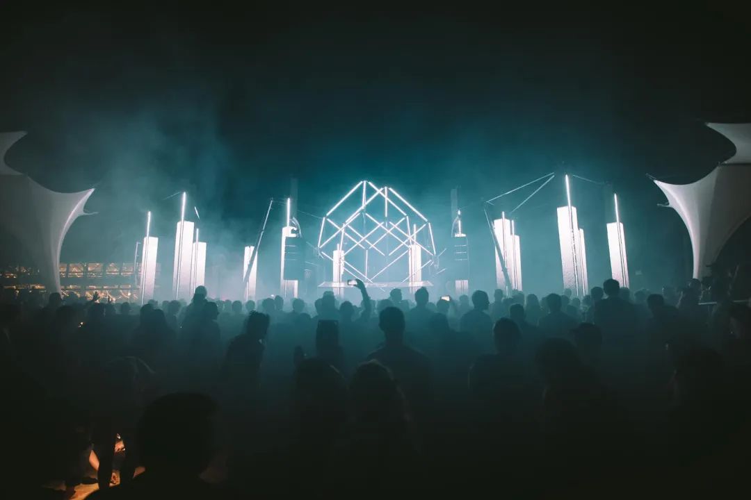 当音乐节活动策划和新媒体相撞，火花引出的视听盛宴炸锅了 美陈网站 美陈前沿 