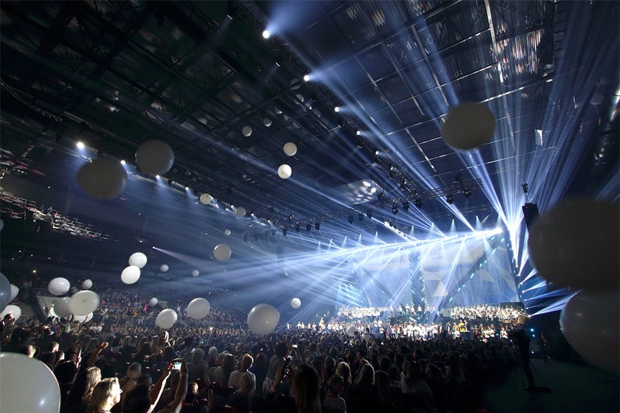 周年庆典活动策划的这个开幕活动融合了不同领域的700名艺术家，燃爆现场 美陈网站 美陈前沿 