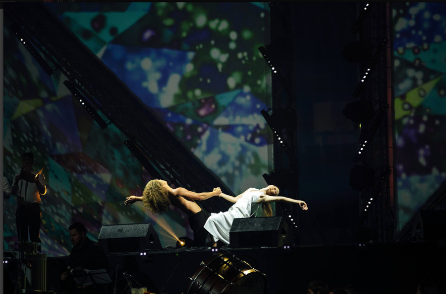 周年庆典活动策划的这个开幕活动融合了不同领域的700名艺术家，燃爆现场 美陈网站 美陈前沿 