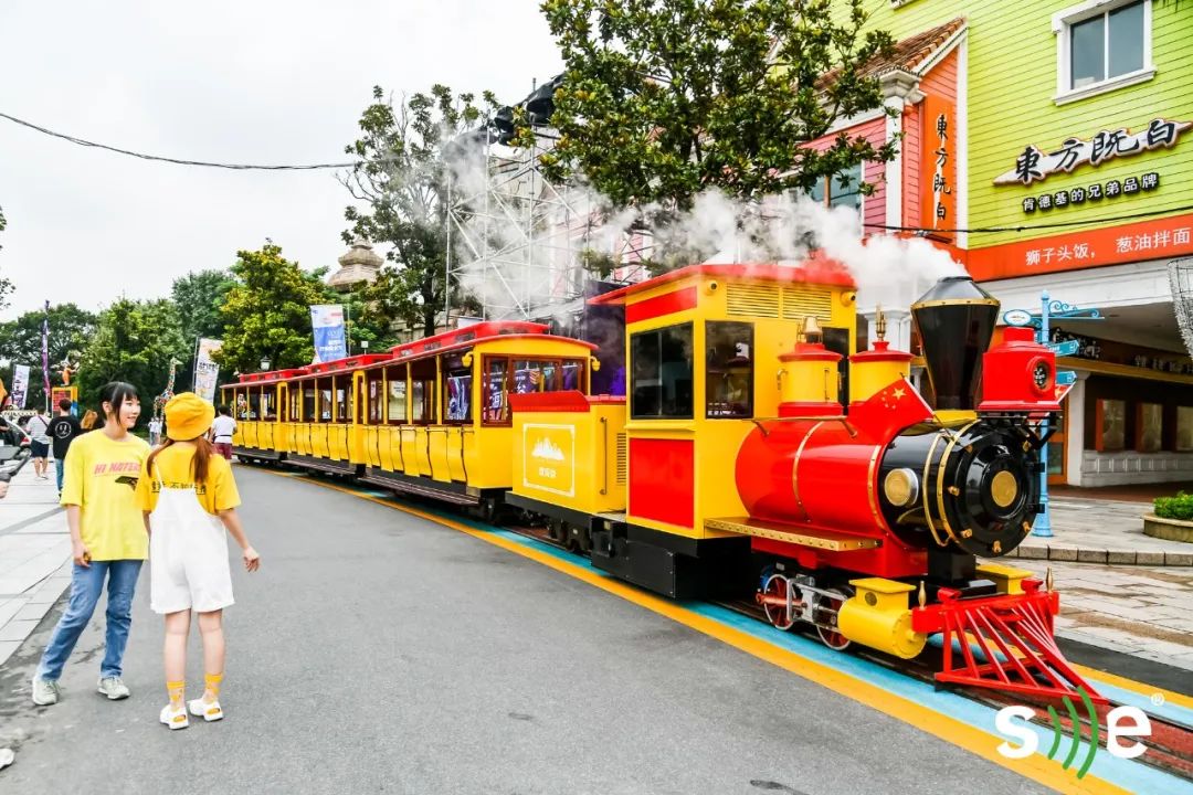 上海欢乐谷EV电音节活动化身迷幻宇宙，策划的主题派对燃爆夏日 美陈网站 美陈前沿 
