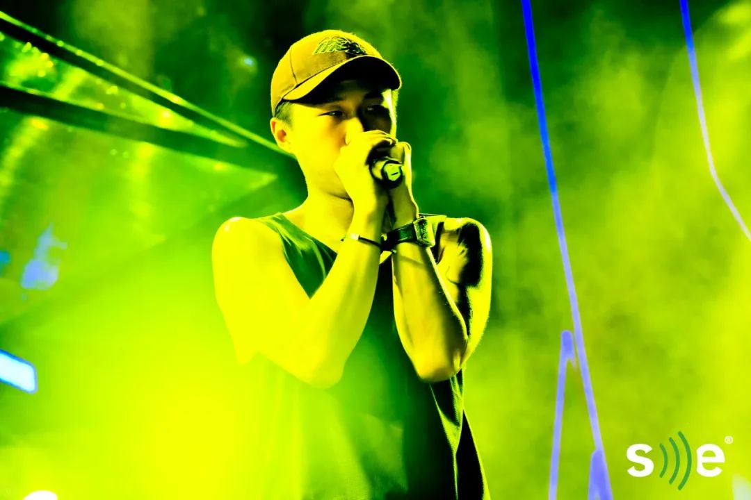 上海欢乐谷EV电音节活动化身迷幻宇宙，策划的主题派对燃爆夏日 美陈网站 美陈前沿 