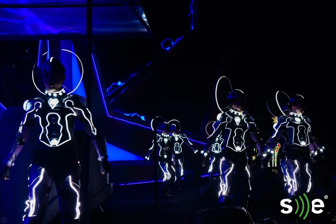 上海欢乐谷EV电音节活动化身迷幻宇宙，策划的主题派对燃爆夏日 美陈网站 美陈前沿 