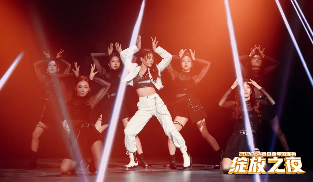 2020抖音直播年度盛典活动策划为你加冕，「绽放」巅峰荣耀 美陈网站 美陈前沿 