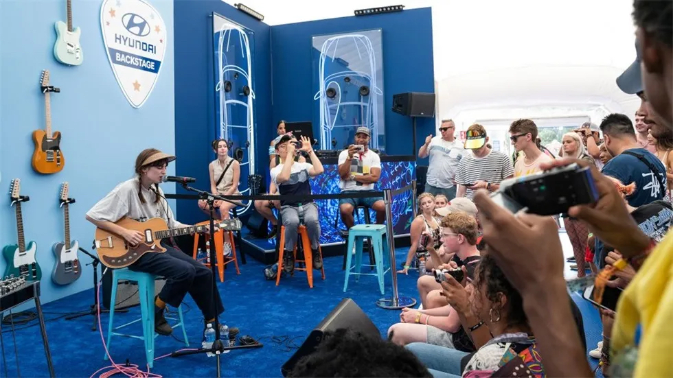 现代汽车音乐节上的体验活动策划的巨大帐篷吸引了超多注意力 美陈网站 美陈前沿 