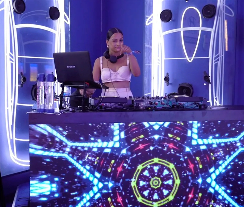 现代汽车音乐节上的体验活动策划的巨大帐篷吸引了超多注意力 美陈网站 美陈前沿 