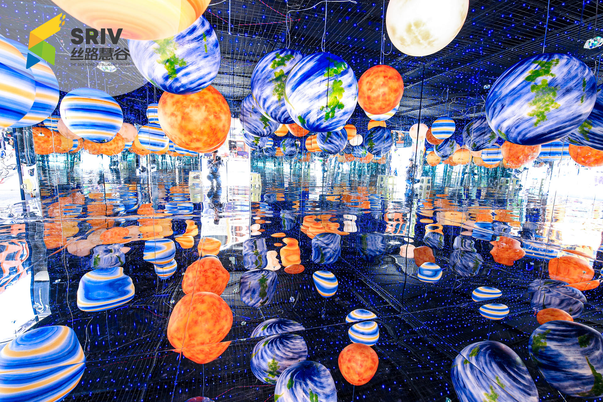 概念街区开街仪式活动策划空降知名乐队，爆梗频出尖叫不断 美陈网站 美陈前沿 