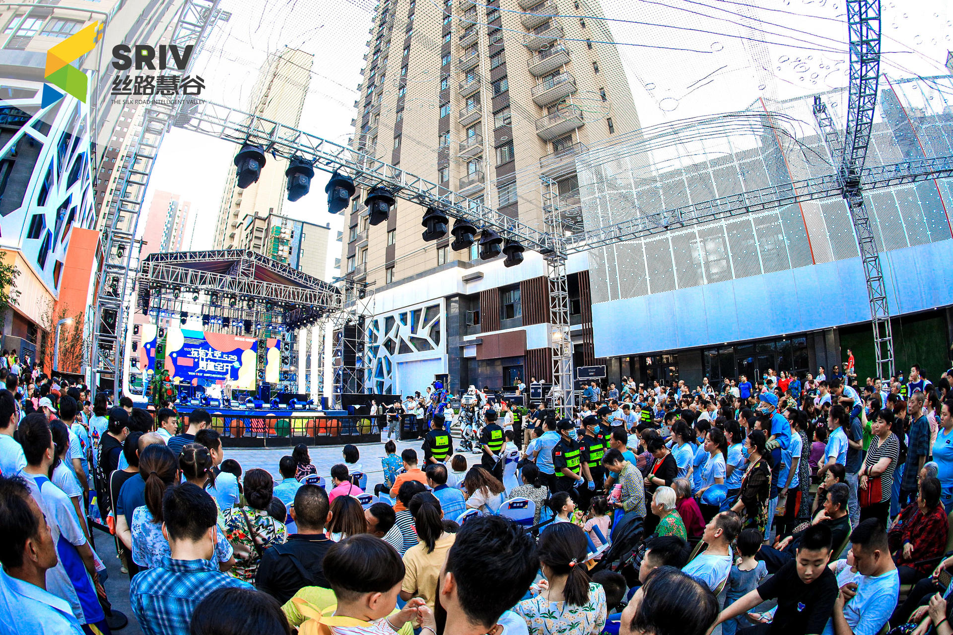 概念街区开街仪式活动策划空降知名乐队，爆梗频出尖叫不断 美陈网站 美陈前沿 