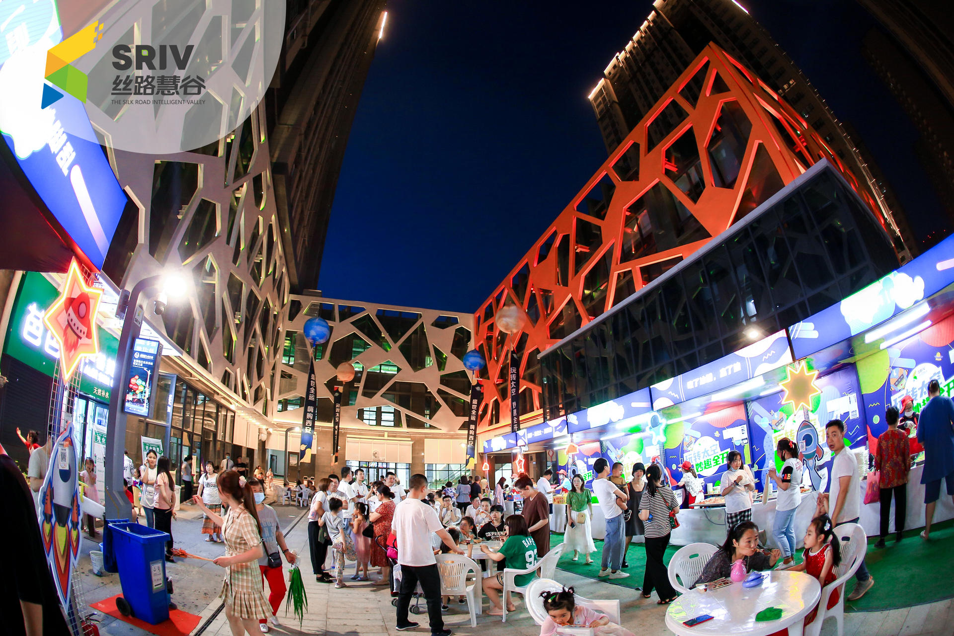 概念街区开街仪式活动策划空降知名乐队，爆梗频出尖叫不断 美陈网站 美陈前沿 