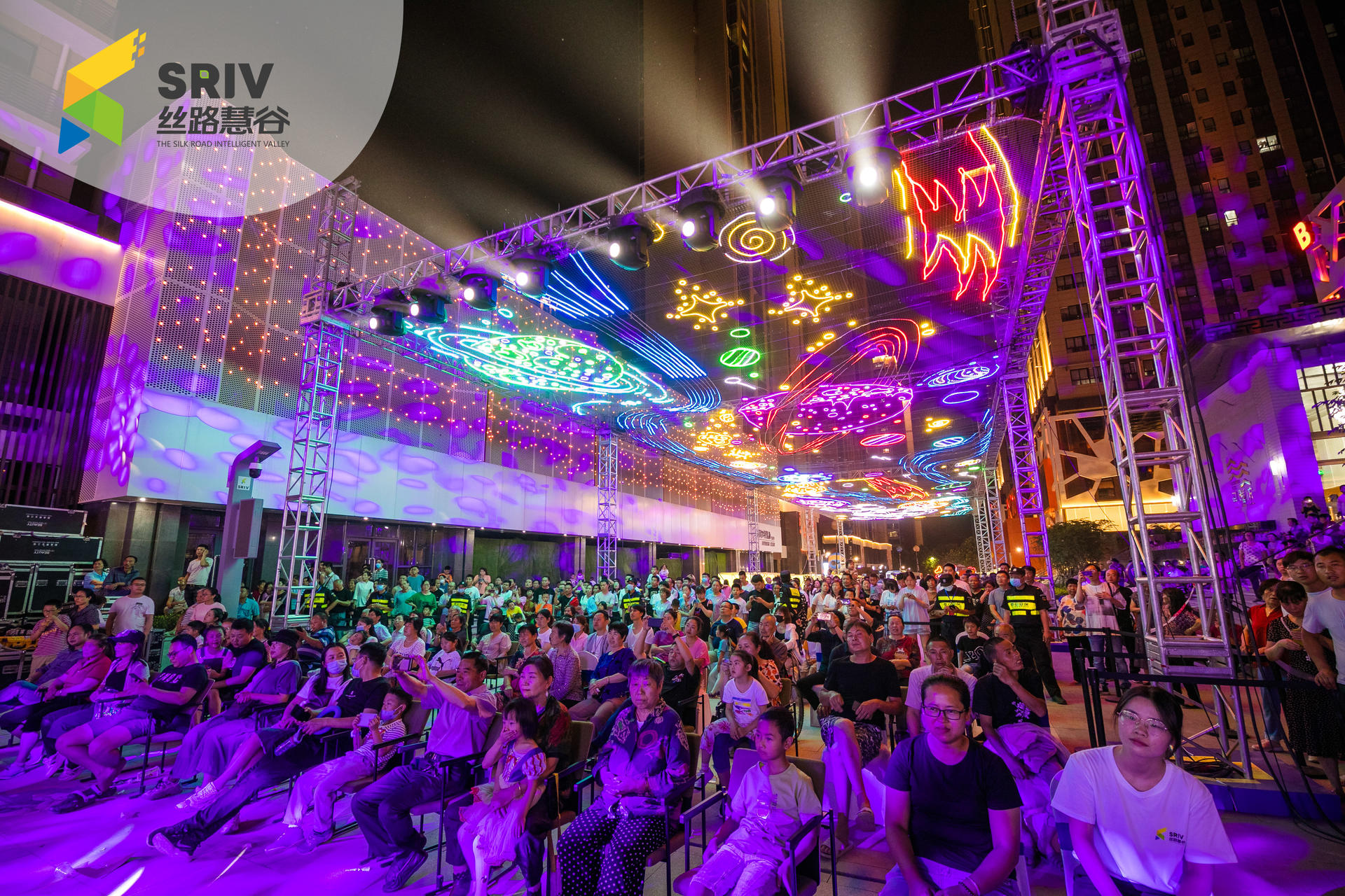 概念街区开街仪式活动策划空降知名乐队，爆梗频出尖叫不断 美陈网站 美陈前沿 