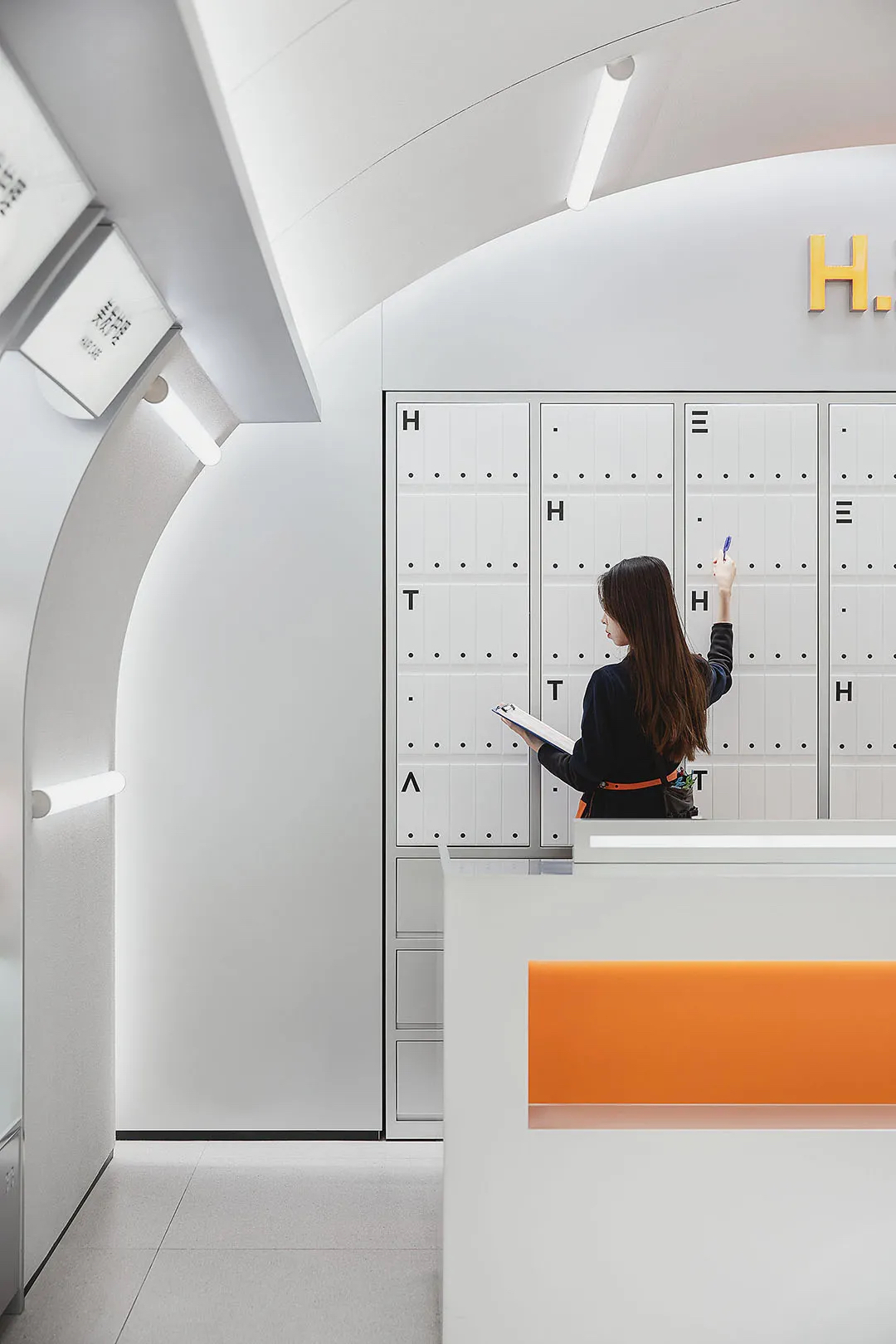 H.E.A.T品牌展览活动策划的「美女情报局」赋予了自主探索的全新场景