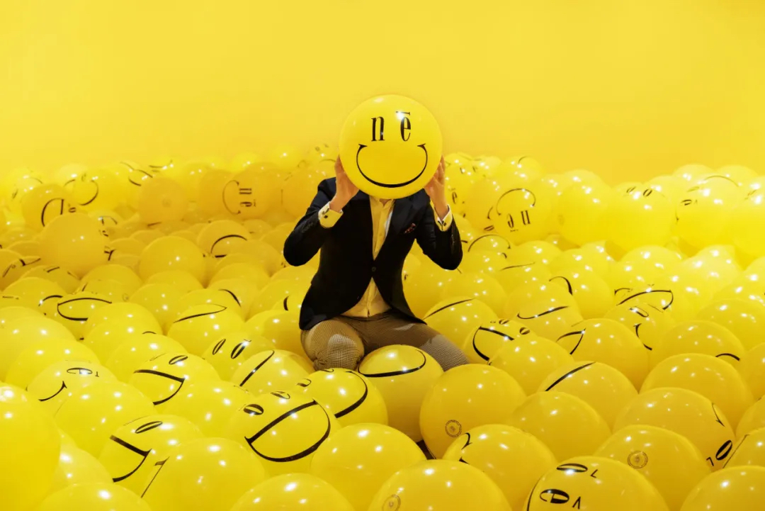 招牌笑脸球emograms新春展览活动策划超happy,金银满屋福满年