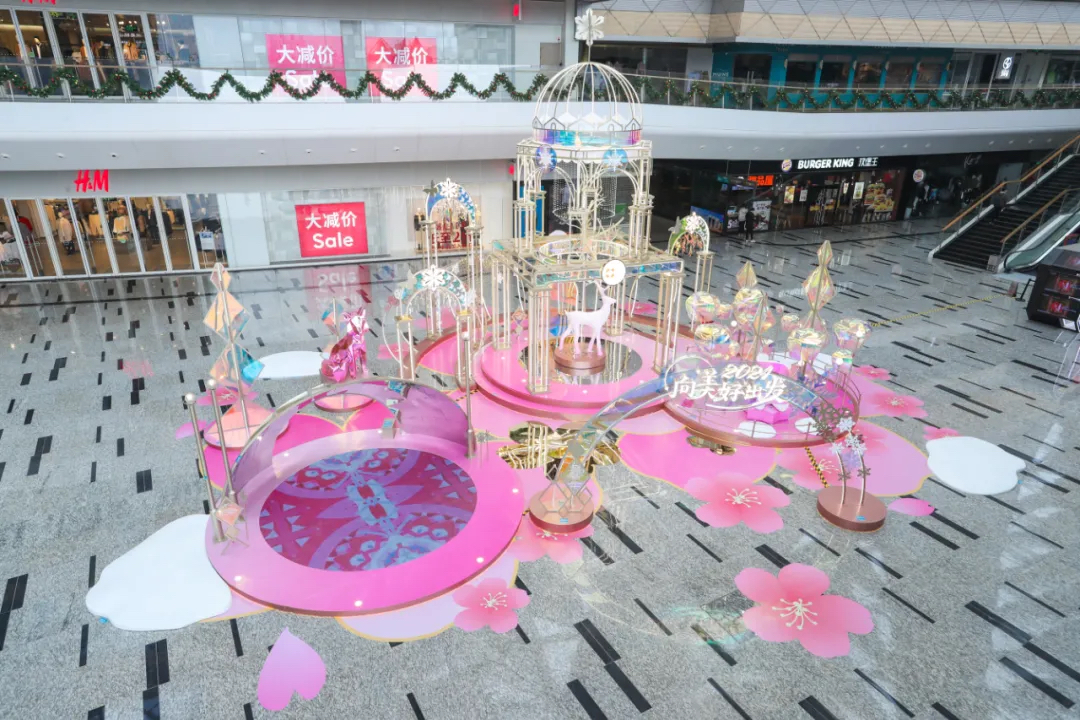 用一场雪域精灵的冬季美陈展览活动策划，为寒冬奉上温暖的希望