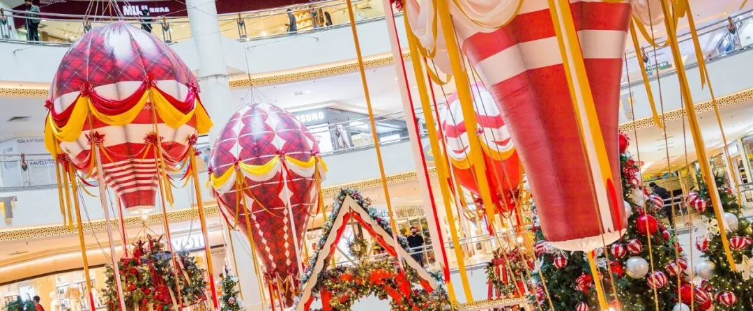 「把圣诞带回家」圣诞主题活动策划风格超童话风，还有热气球呢