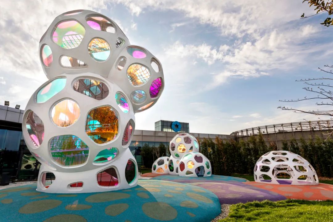 互动体验展览活动装置竟会神奇地改变颜色，巧妙世界就此打开