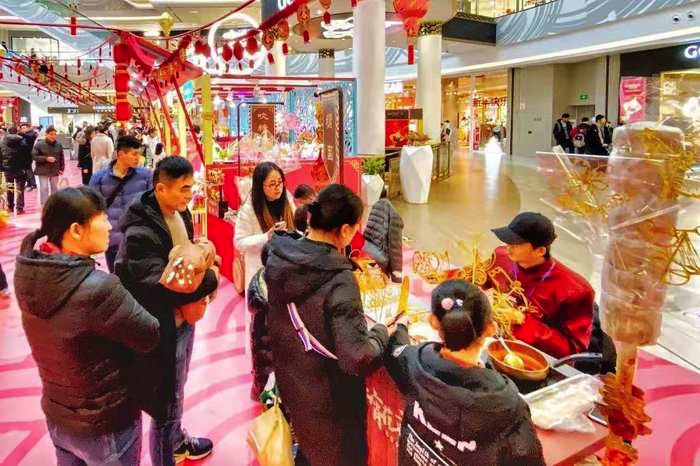 潮货铺子的多彩快闪店展览活动民俗风情助力新春年味浓上浓