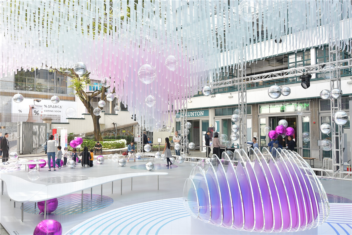 圣诞商场美陈做成这样更像是一个艺术品