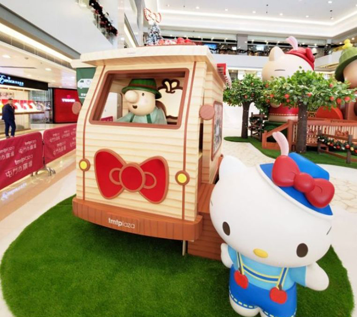 Hello Kitty携手Müllerchen萌爆登场，刷新圣诞美陈新体验